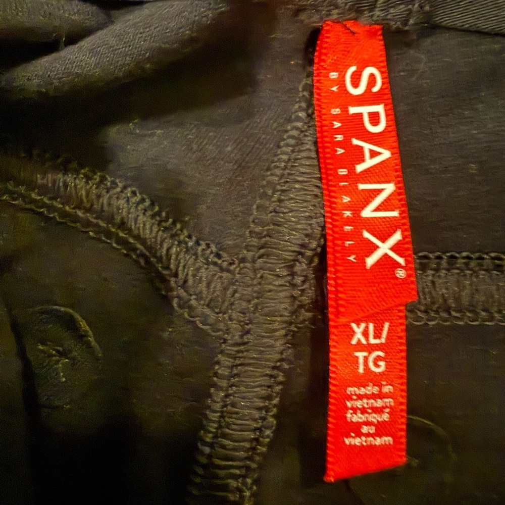 Spanx Faux Leather-Like Skinny Pants - Luxe Black (XL) - Picture 4 of 6